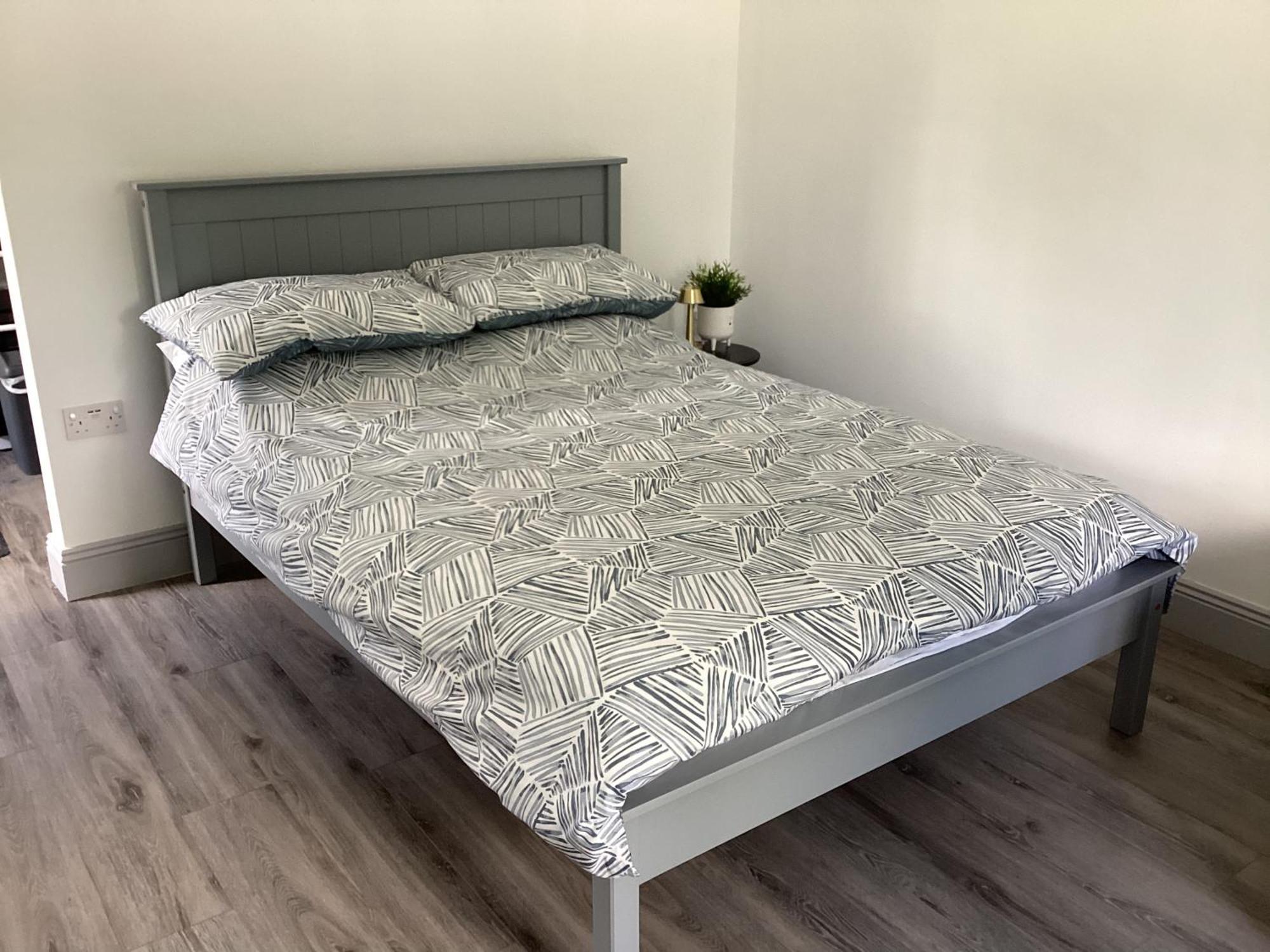 Studio Apartment To Rent Муллингар Экстерьер фото